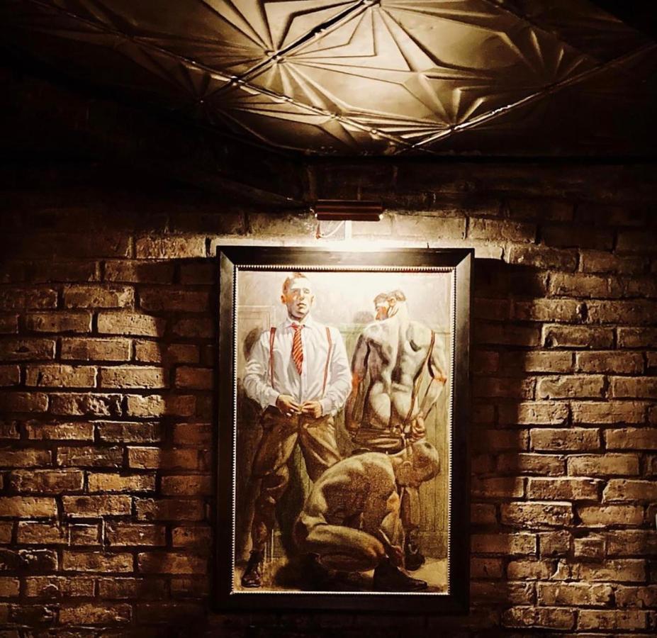 Crew'S Quarters Boarding House - Caters To Men Hotel Провинстаун Екстериор снимка