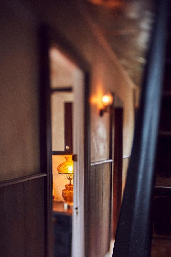 Crew'S Quarters Boarding House - Caters To Men Hotel Провинстаун Екстериор снимка