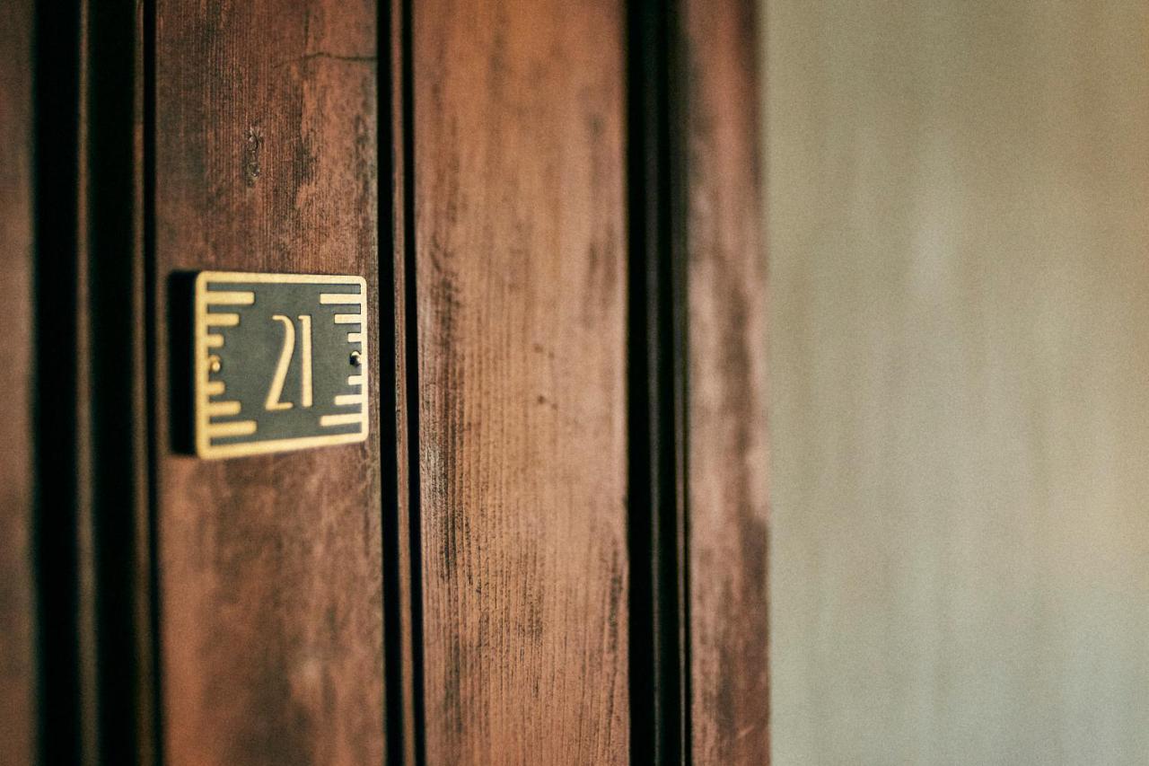 Crew'S Quarters Boarding House - Caters To Men Hotel Провинстаун Екстериор снимка