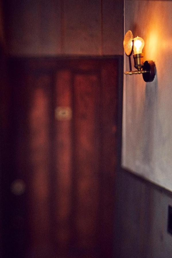 Crew'S Quarters Boarding House - Caters To Men Hotel Провинстаун Екстериор снимка
